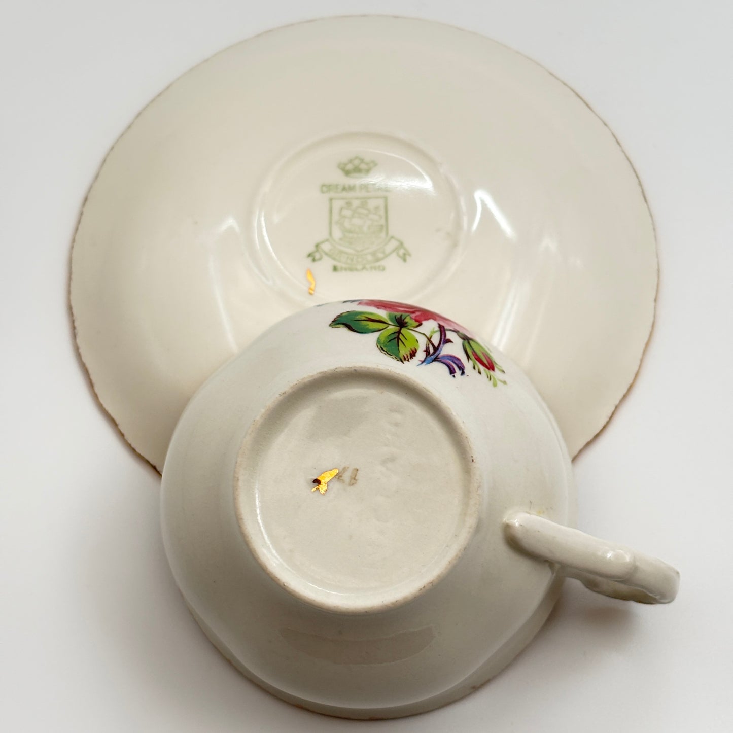 Set Of Five Vintage Cup & Saucers – Grindley England “Cream Petal