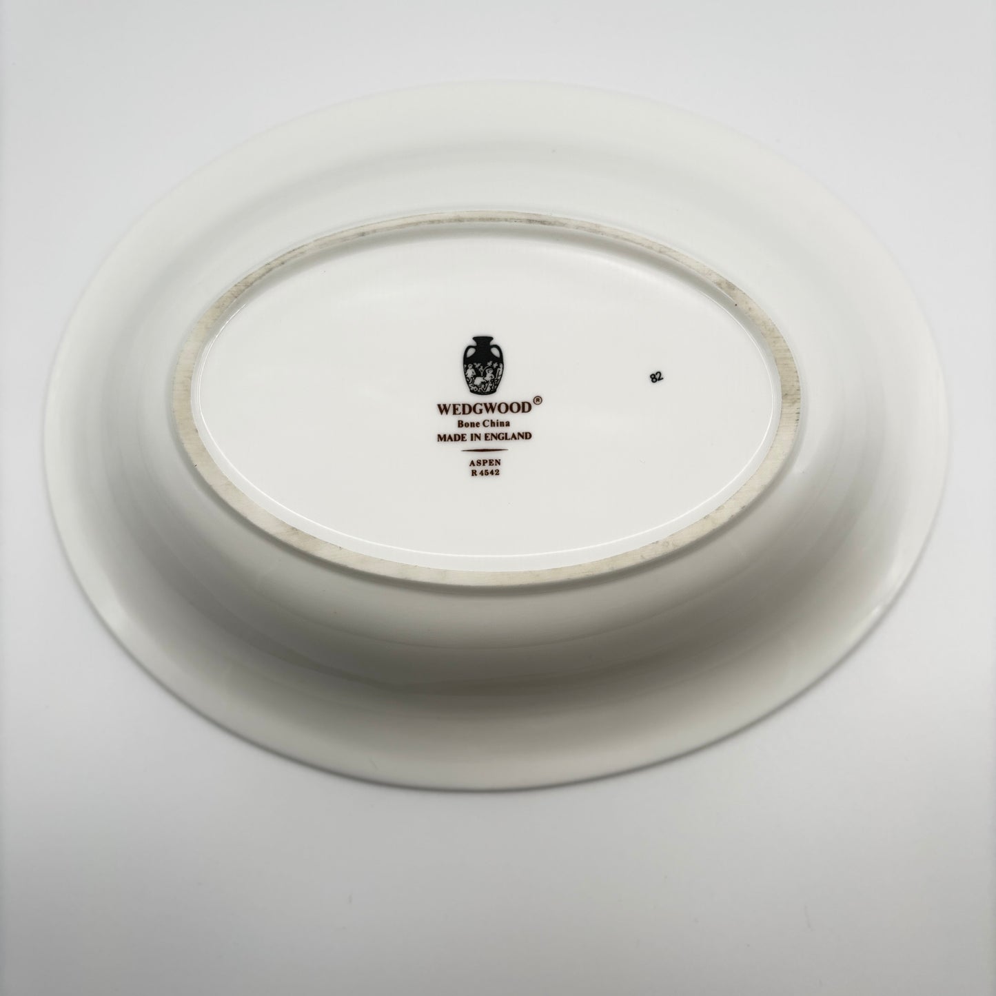 Wedgwood Aspen R4542 Oval Bowl Bone China – Made in England