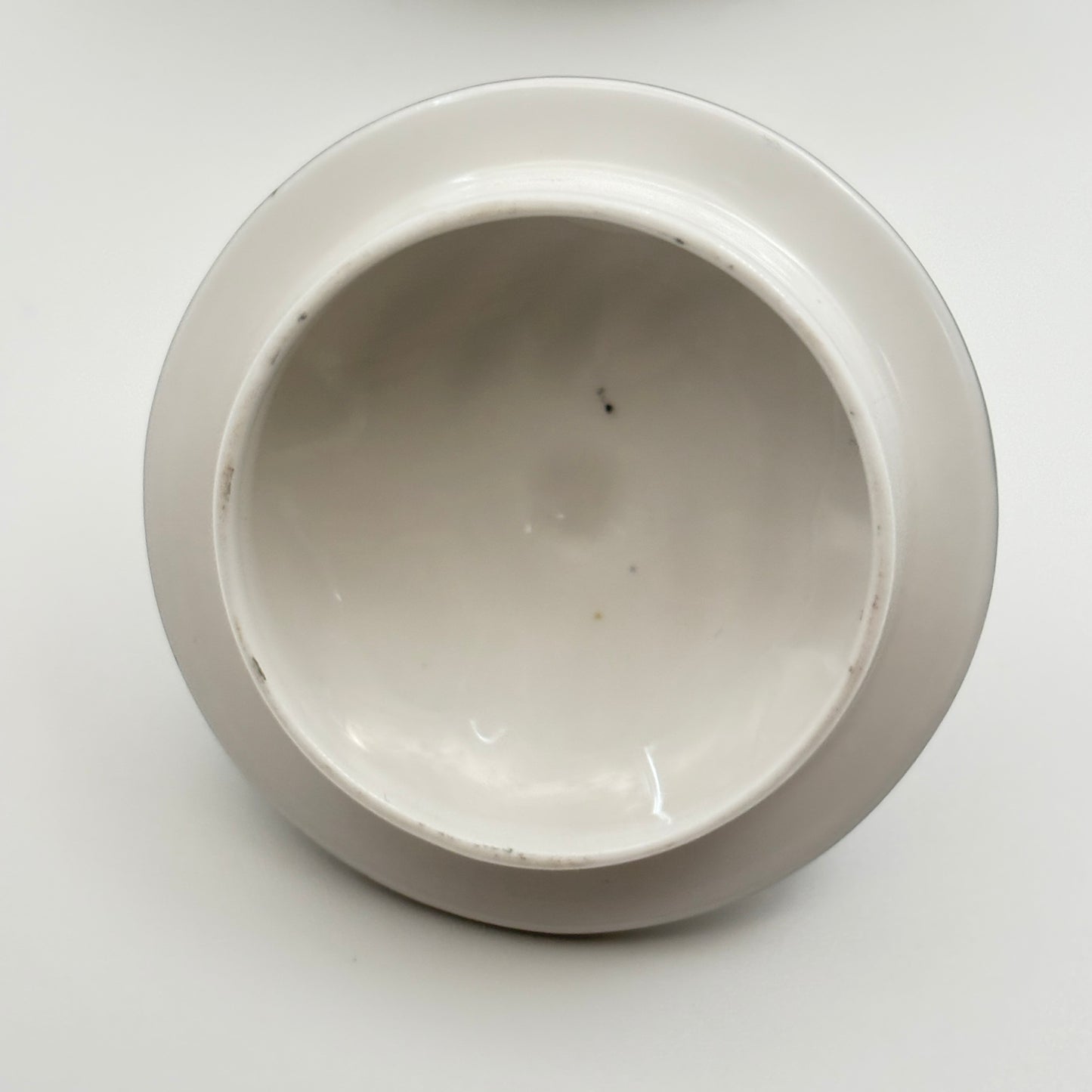 Tuscan Lyric Cream and Lidded Sugar Bowl Set Bone China Made In England