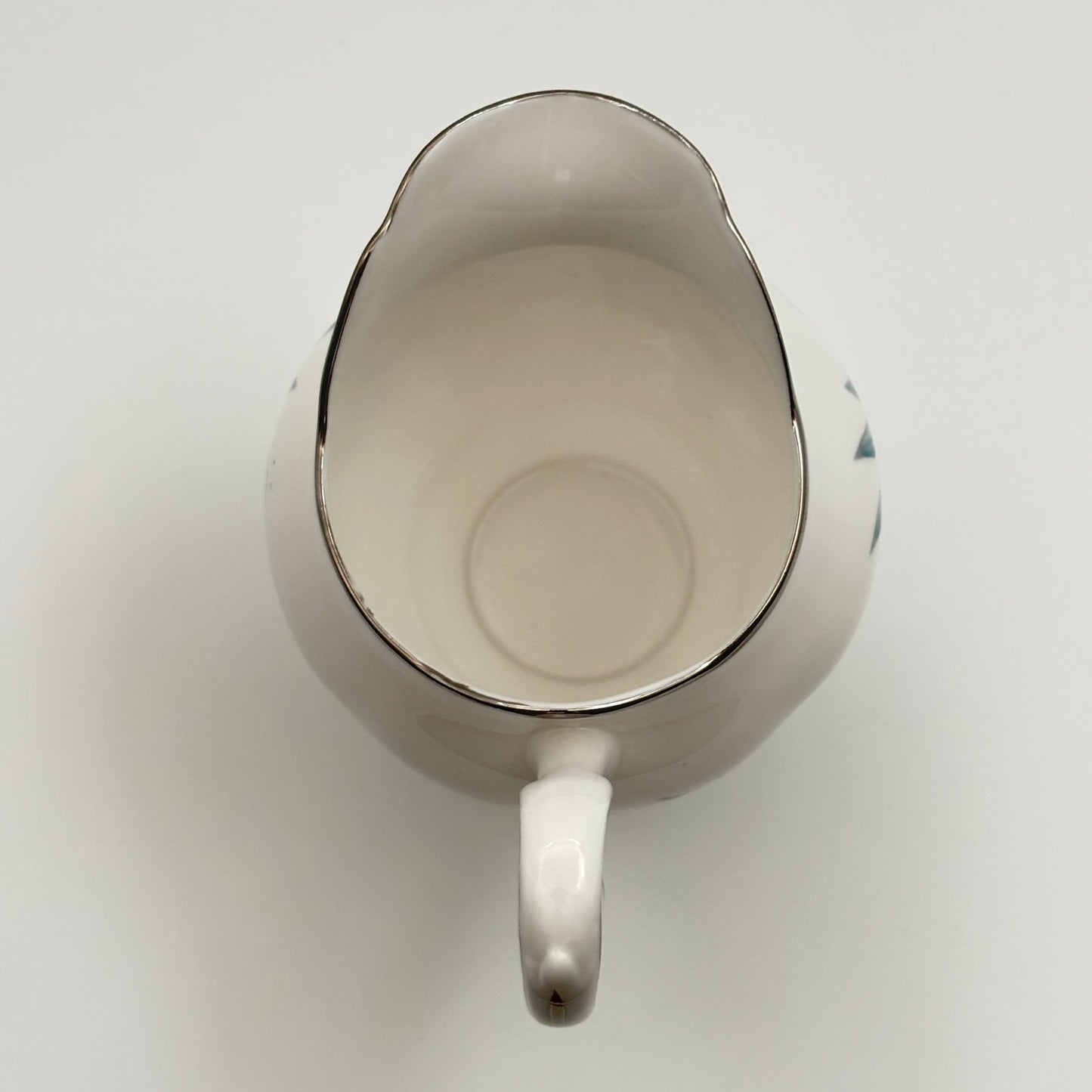 Tuscan Lyric Cream and Lidded Sugar Bowl Set Bone China Made In England