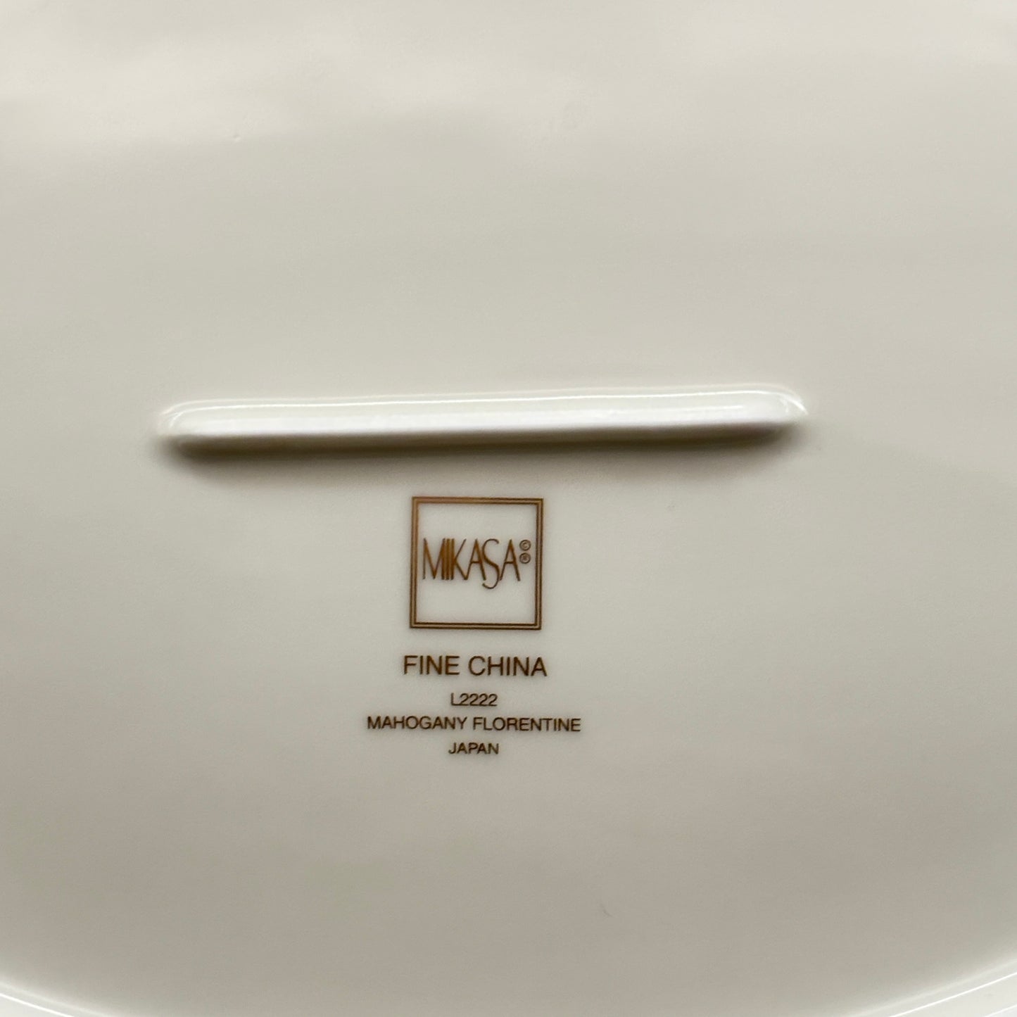 The Mikasa Fine China L2222 Mahogany Florentine Oval Platter 14 5//8 Japan