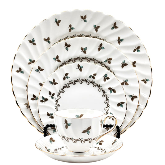 5 Piece Tuscan Nanette Dinner Set Fine English Bone China Made In England