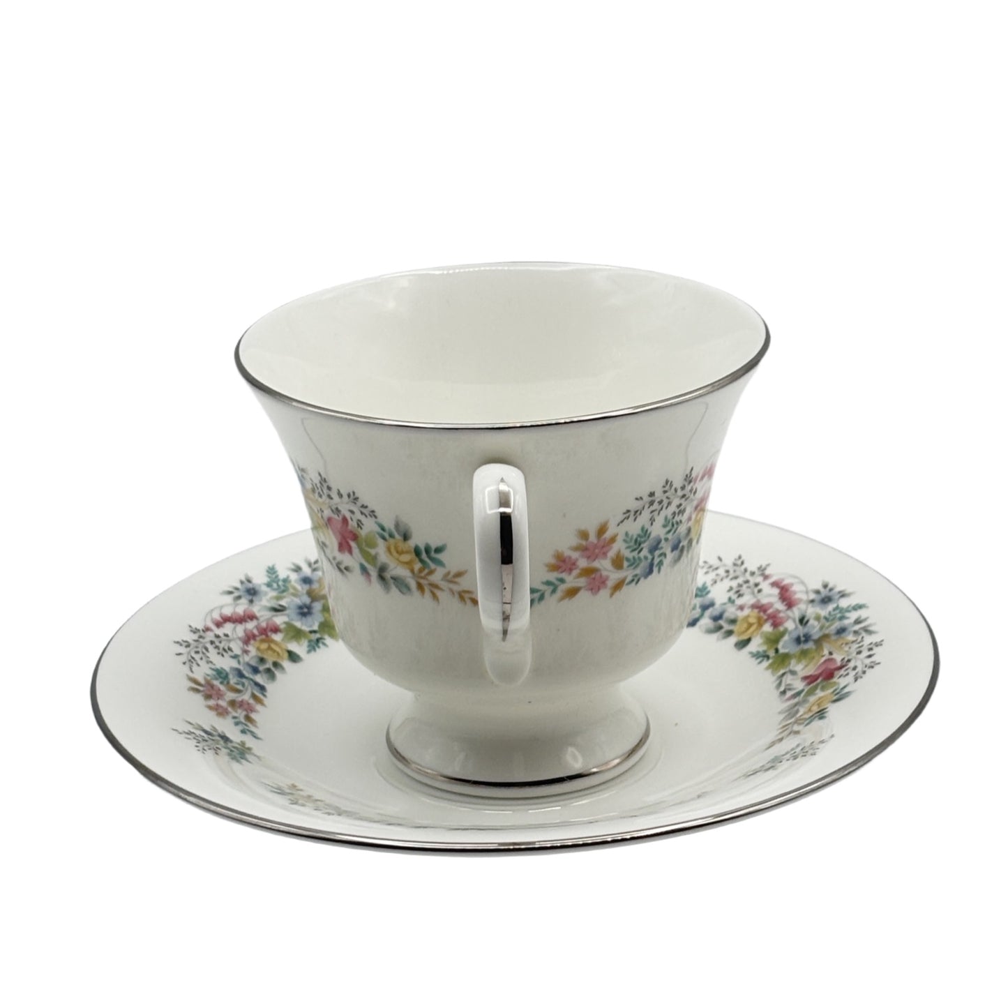 Wedgwood Aspen R4542 5-Piece Bone China Dinner Set – Made in England