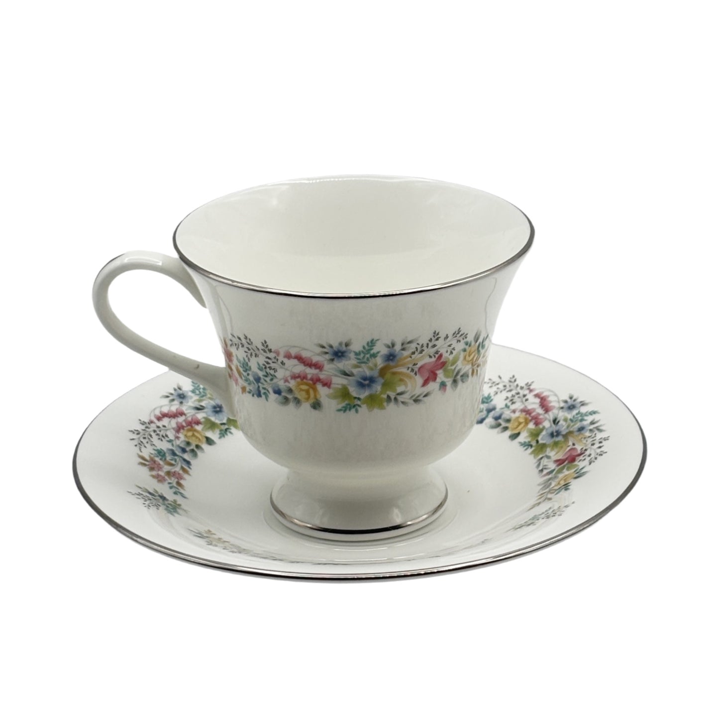 Wedgwood Aspen R4542 5-Piece Bone China Dinner Set – Made in England