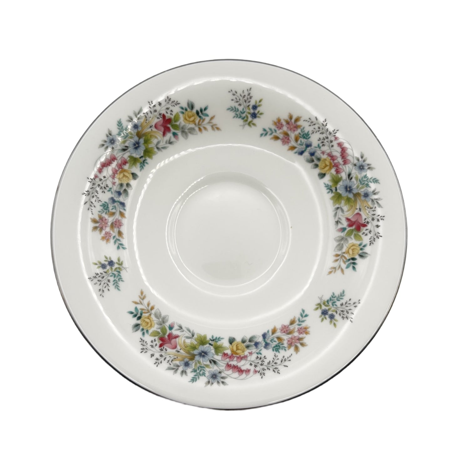 Wedgwood Aspen R4542 5-Piece Bone China Dinner Set – Made in England