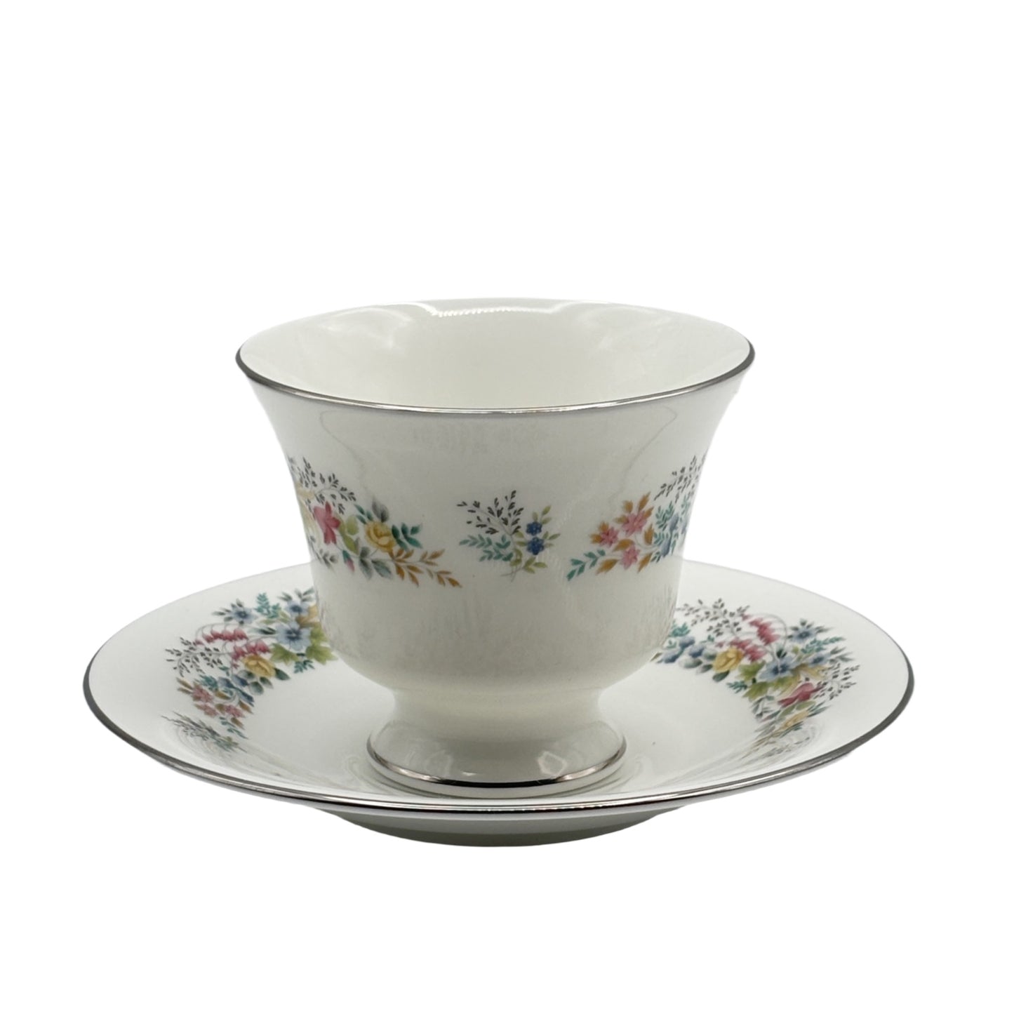 Wedgwood Aspen R4542 5-Piece Bone China Dinner Set – Made in England