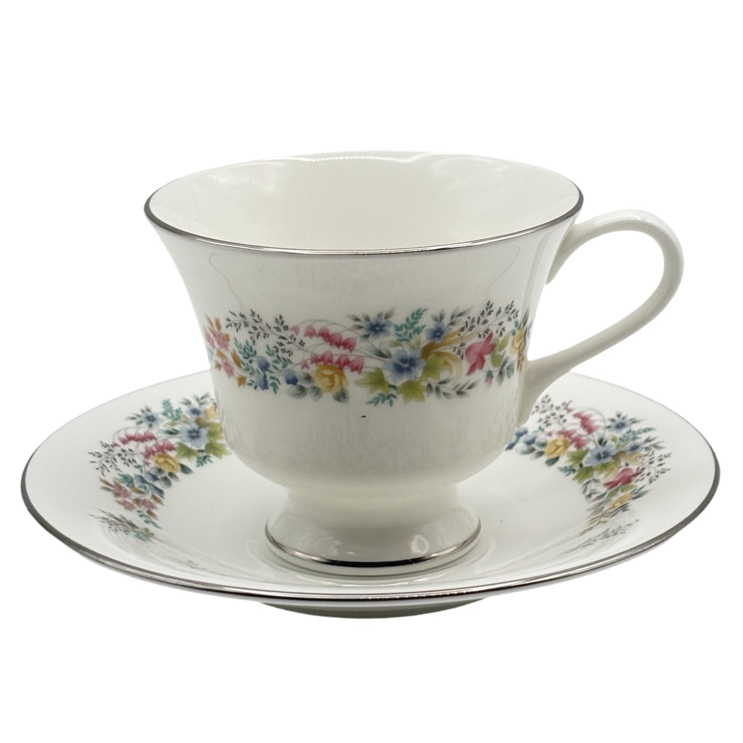 Wedgwood Aspen R4542 5-Piece Bone China Dinner Set – Made in England