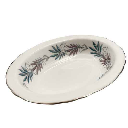 Tuscan Lryric Oval Serving Bowl Bone China Made in England