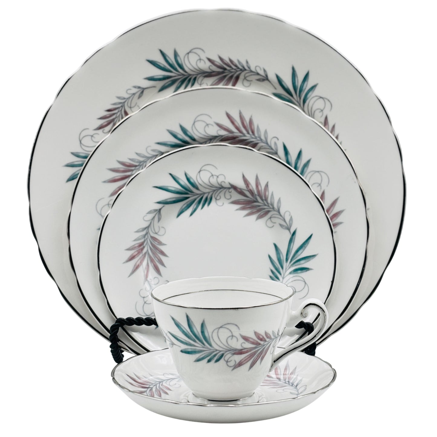 Tuscan Lyric 5-Piece Fine Bone China Dinnerware Set – A Collector’s Classic